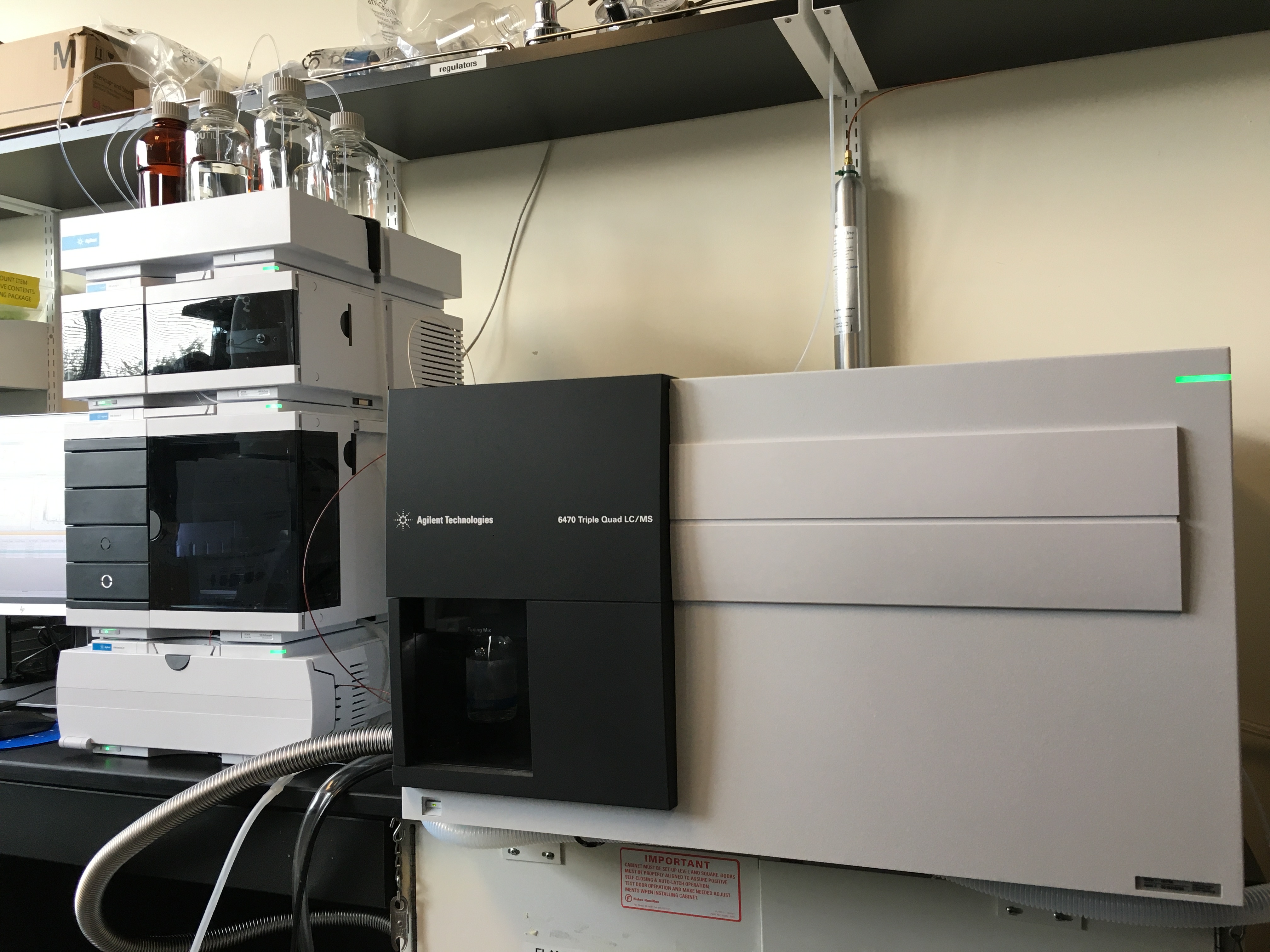 Picture of the triple quadrupole mass spectrometer